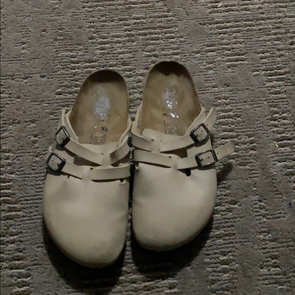 Birkenstock Shoes - Birkenstock’s of birkis size 7